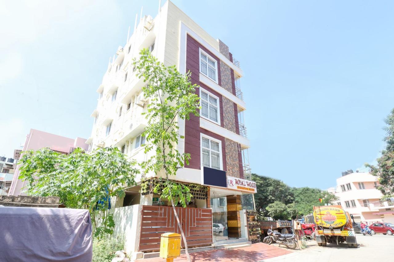 Oyo 36197 Royal Wood Hotel Bangalore Esterno foto