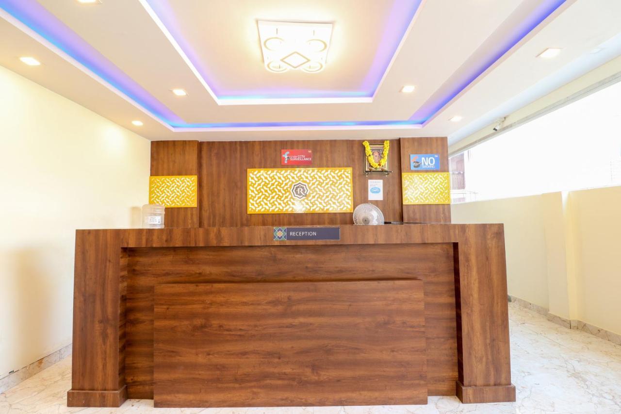 Oyo 36197 Royal Wood Hotel Bangalore Esterno foto