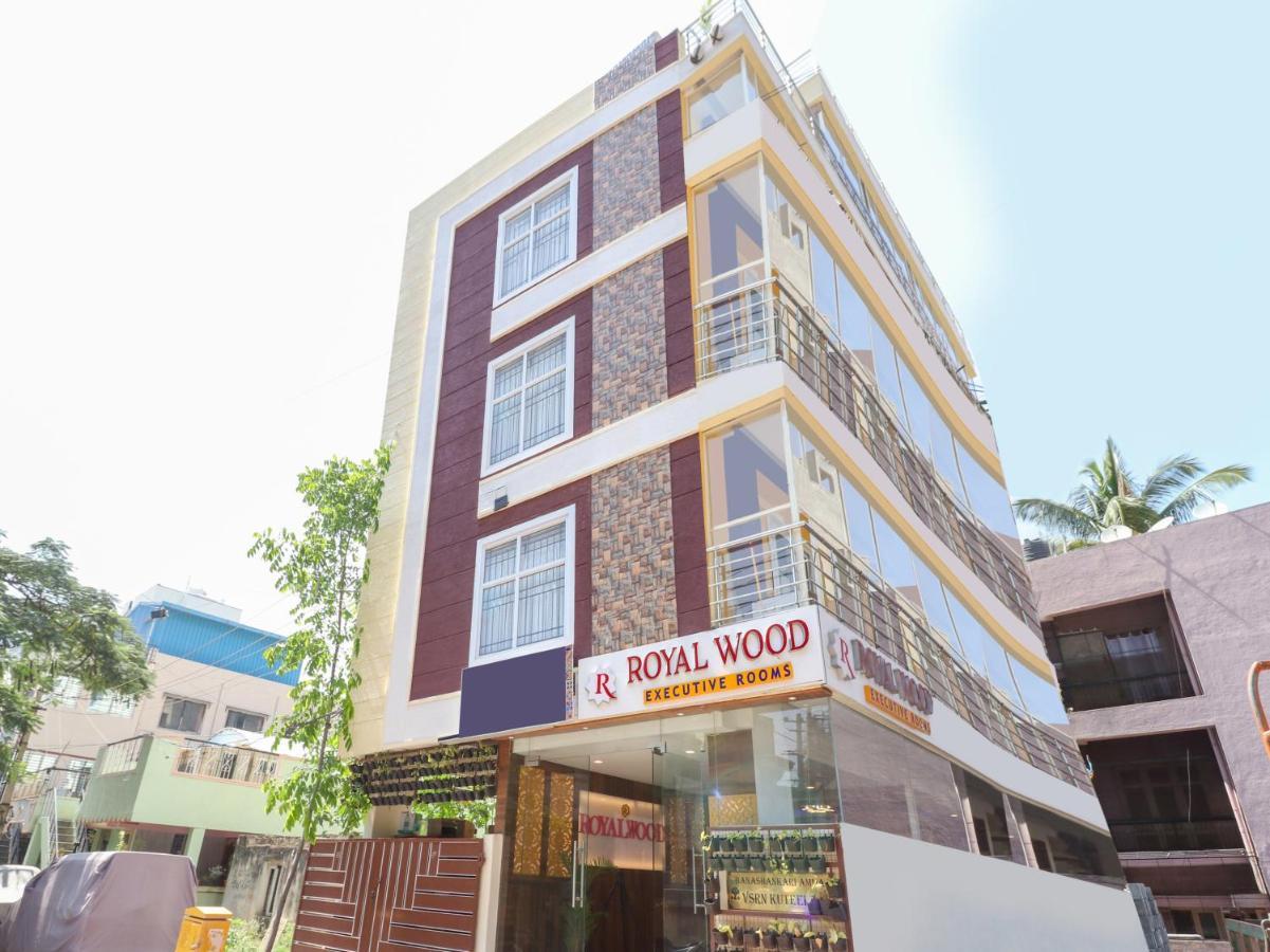 Oyo 36197 Royal Wood Hotel Bangalore Esterno foto